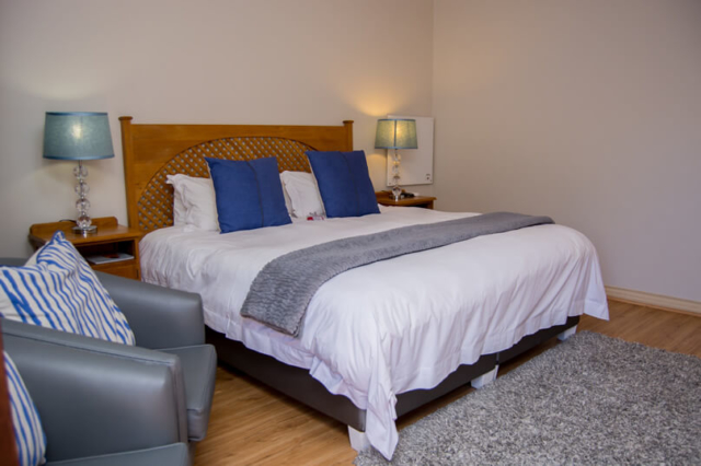 Bay-Lodge-Accommodation-in-Mossel-Bay-Room-1-02