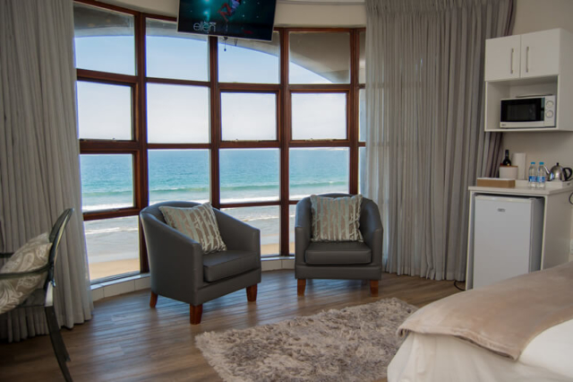 Bay-Lodge-Accommodation-in-Mossel-Bay-Superior-Room-02